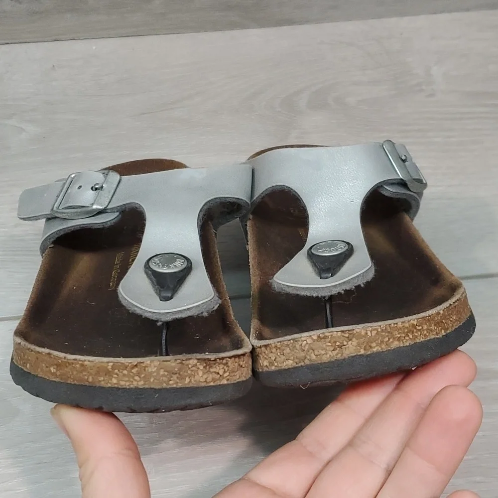 Birkenstock Kids Girls Thong Sandals Slide Flats shoes sz 30/C12